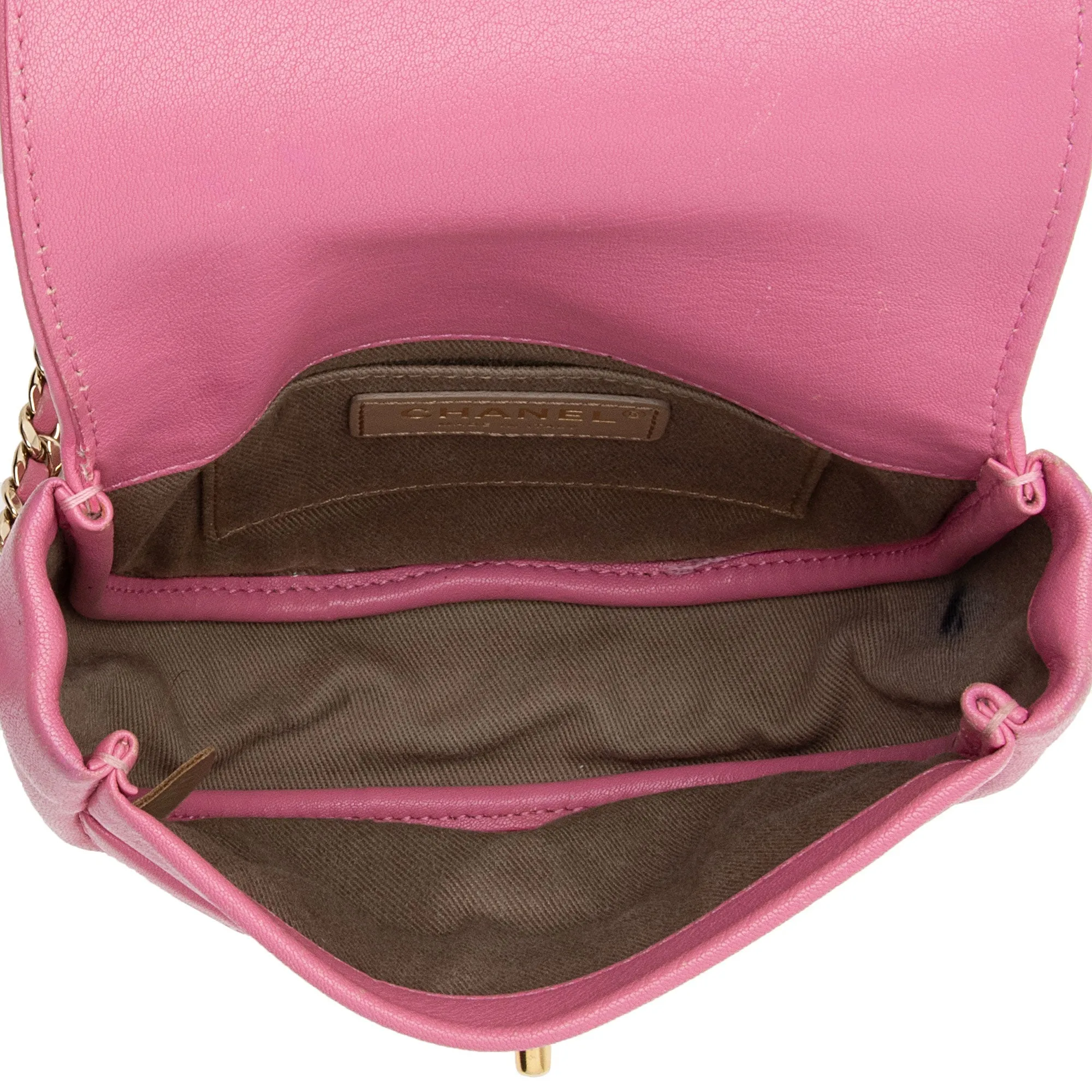 Chanel Calfskin Casual Trip Flap Messenger Bag (SHF-5Qu2ho)