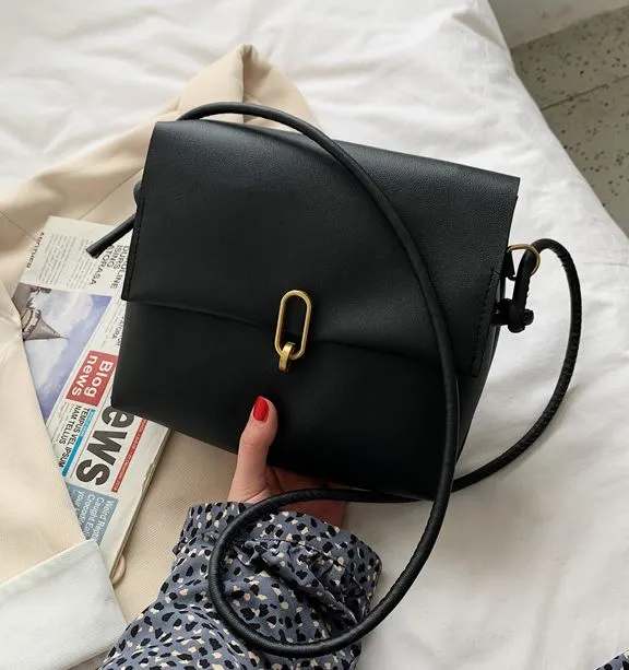 PB160 Black Shoulder Bag